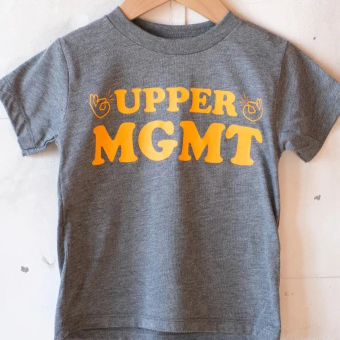 UPPER MANAGEMENT KIDS GRAPHIC TEE