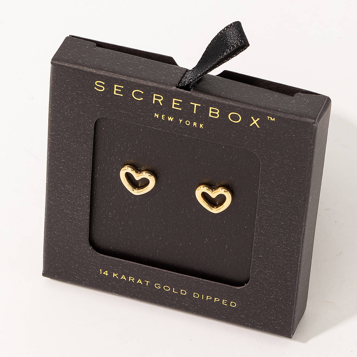 Mini Heart Cutout Stud Earrings
